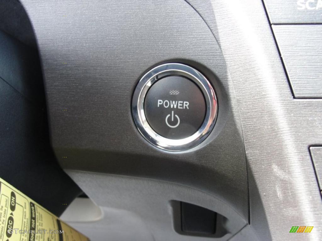 2011 Toyota Prius Hybrid II Controls Photo #46538121
