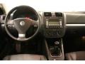 Black - Jetta SE Sedan Photo No. 17