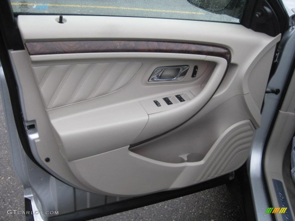 2010 Ford Taurus Limited Light Stone Door Panel Photo #46539177