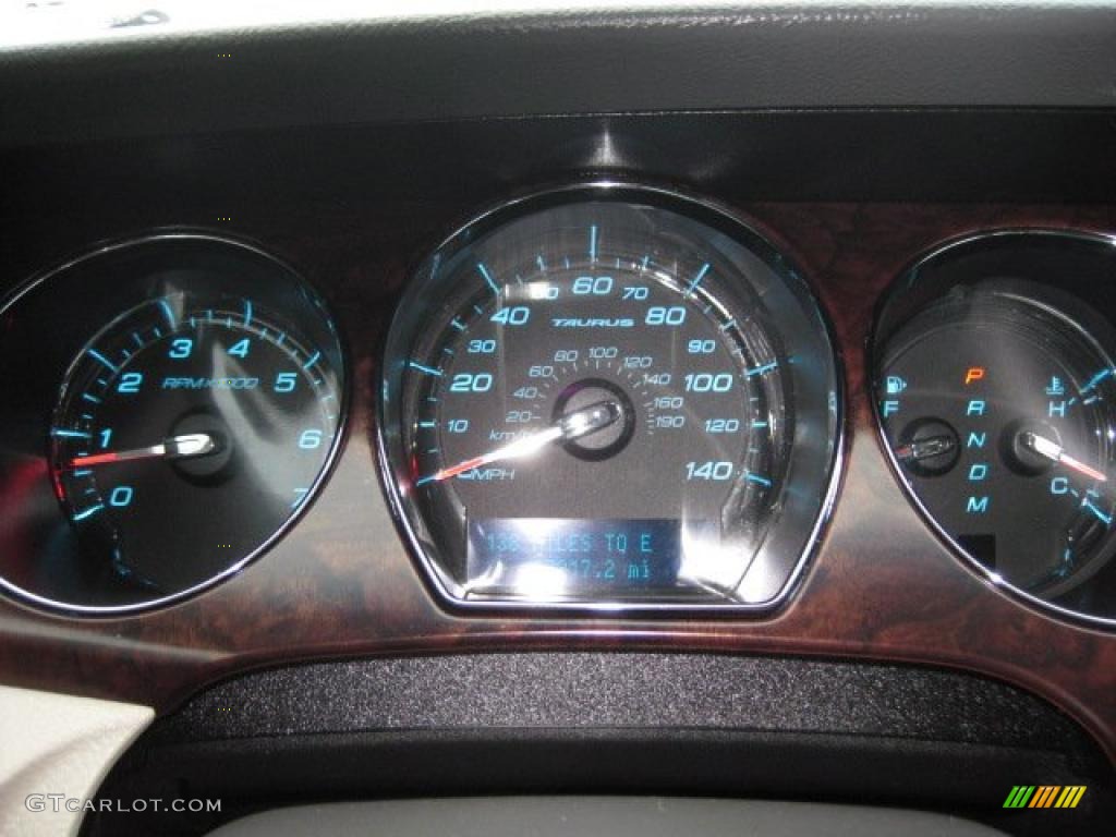 2010 Ford Taurus Limited Gauges Photo #46539231