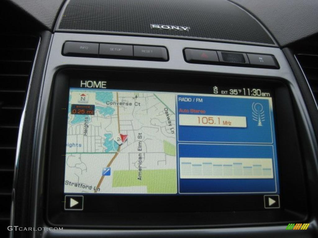 2010 Ford Taurus Limited Navigation Photos