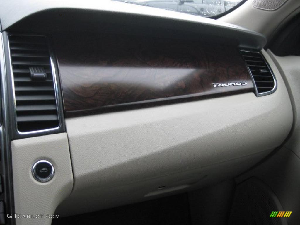 2010 Ford Taurus Limited Interior Color Photos
