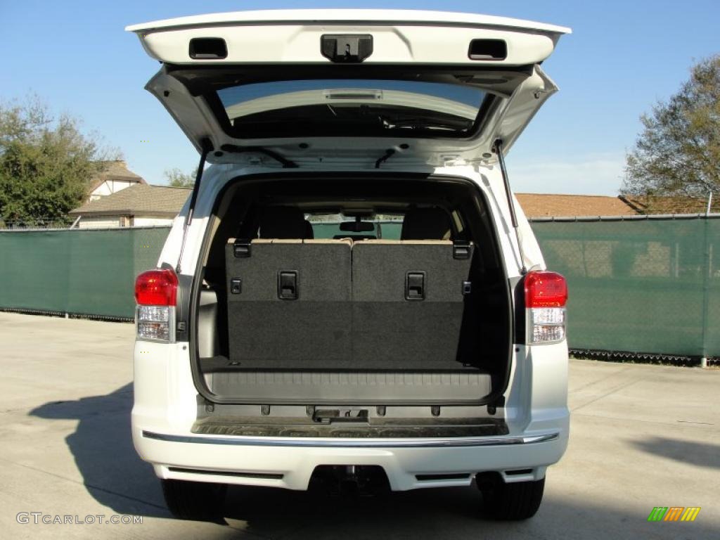 2011 Toyota 4Runner Limited Trunk Photo #46540227
