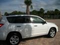 Super White - RAV4 I4 Photo No. 1