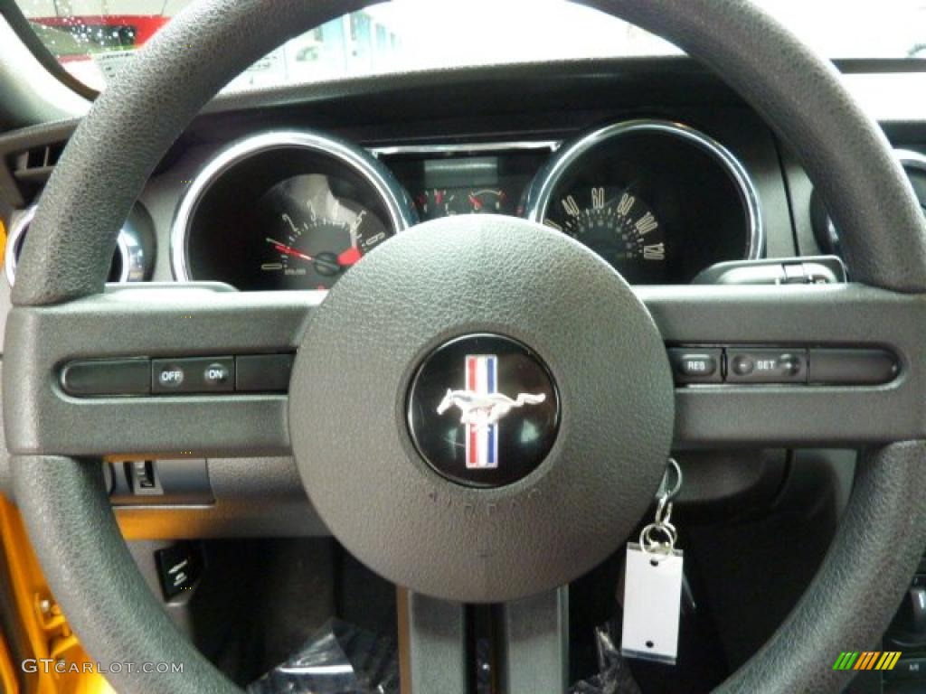 2008 Mustang V6 Deluxe Coupe - Grabber Orange / Dark Charcoal photo #24