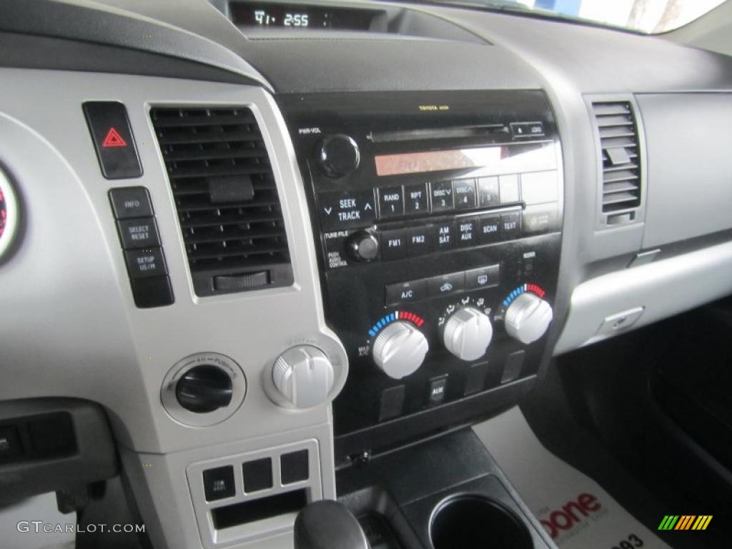 2007 Tundra SR5 TRD CrewMax 4x4 - Silver Sky Metallic / Graphite Gray photo #32