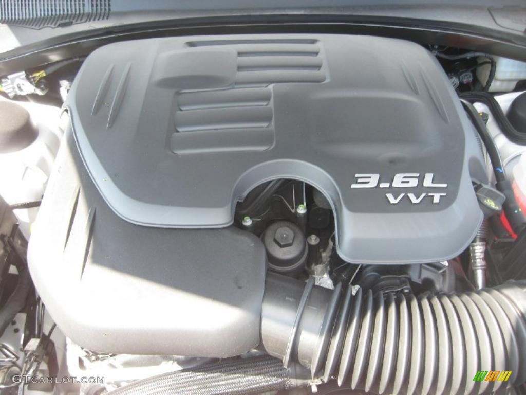 2011 Dodge Charger SE 3.6 Liter DOHC 24-Valve VVT Pentastar V6 Engine Photo #46543578