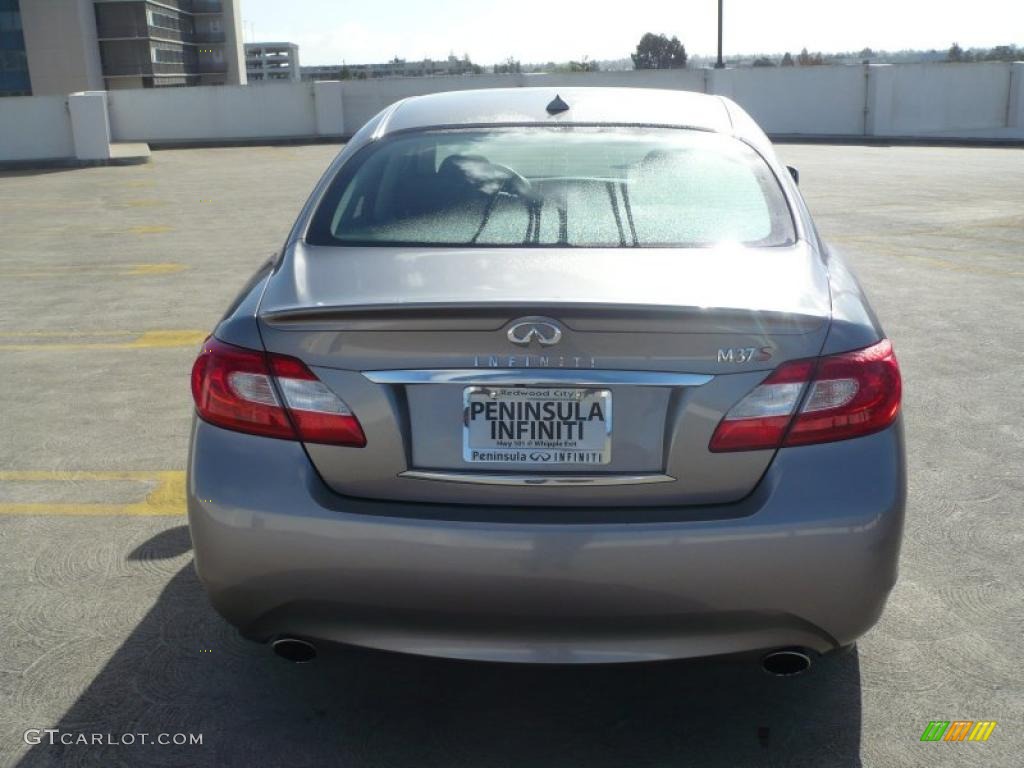 2011 M 37 S Sedan - Platinum Graphite / Graphite photo #6