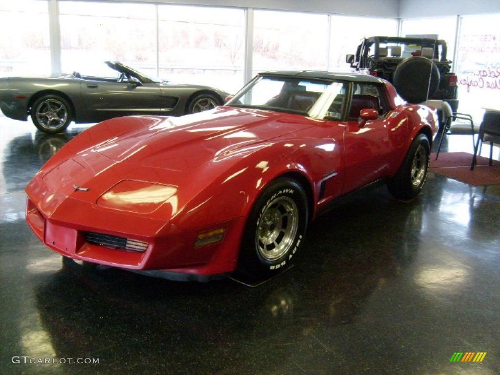 1982 Corvette Coupe - Red / Dark Red photo #1