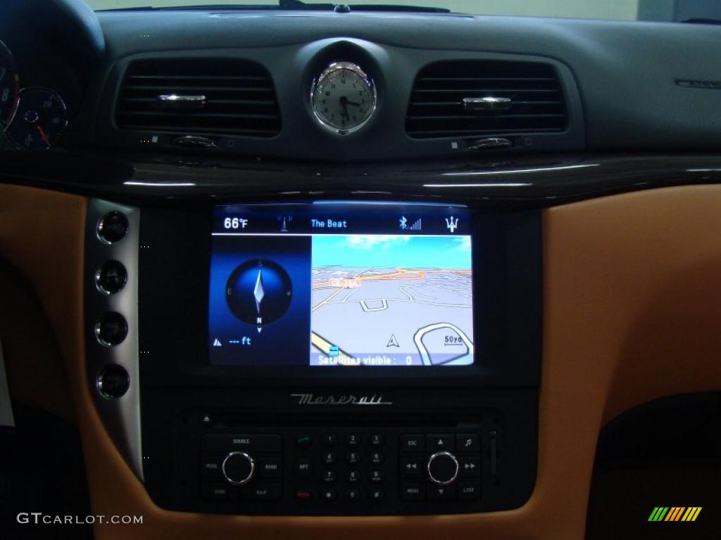 2011 Maserati GranTurismo Convertible GranCabrio Navigation Photo #46549064