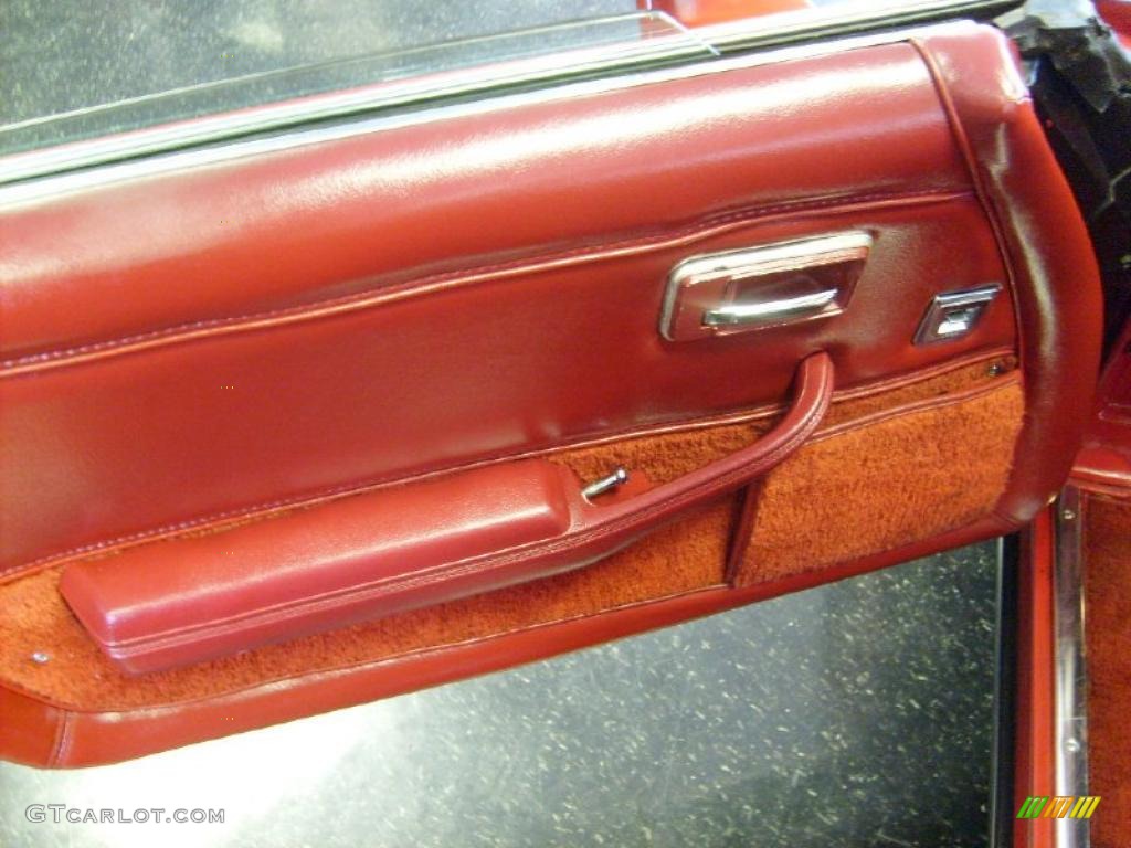 1982 Chevrolet Corvette Coupe Dark Red Door Panel Photo #46549106