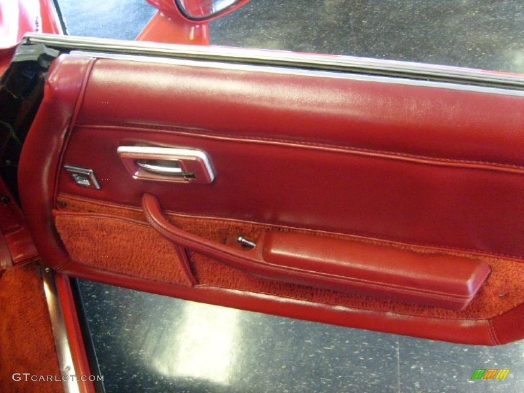 1982 Chevrolet Corvette Coupe Dark Red Door Panel Photo #46549130