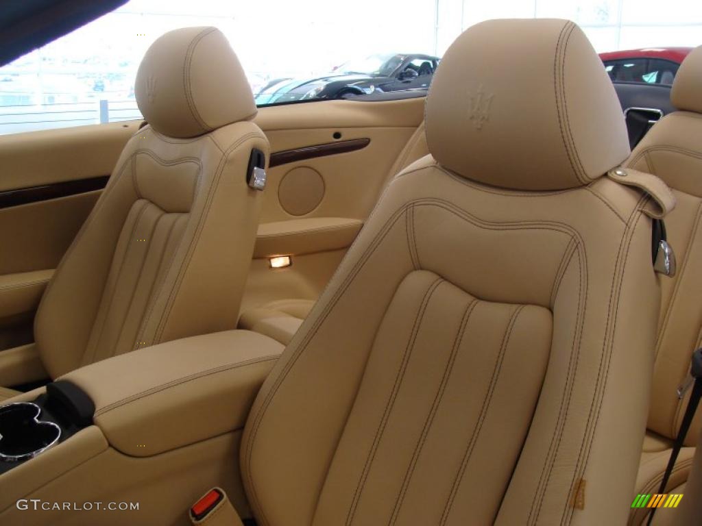Pearl Beige Interior 2011 Maserati GranTurismo Convertible GranCabrio Photo #46549355