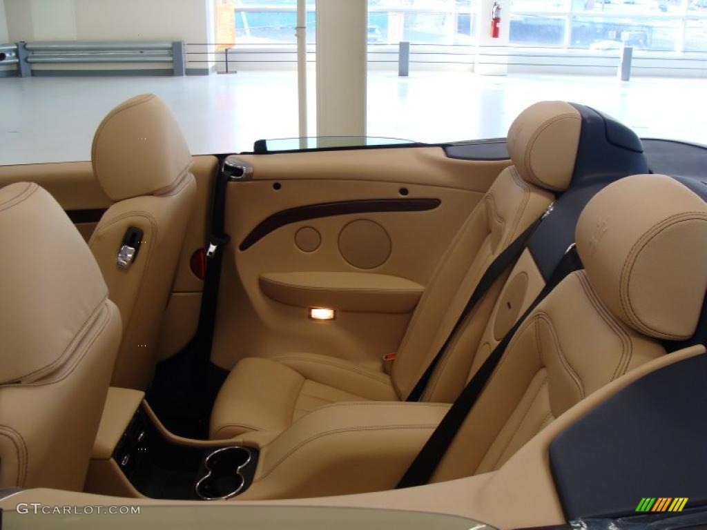 Pearl Beige Interior 2011 Maserati GranTurismo Convertible GranCabrio Photo #46549373