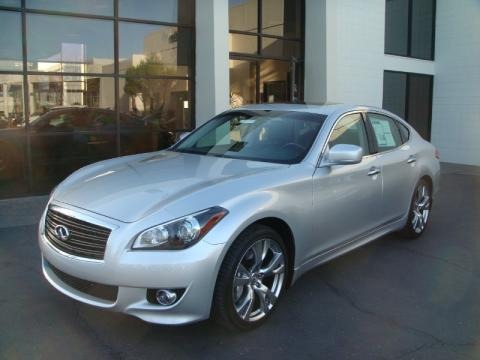 2011 Infiniti M