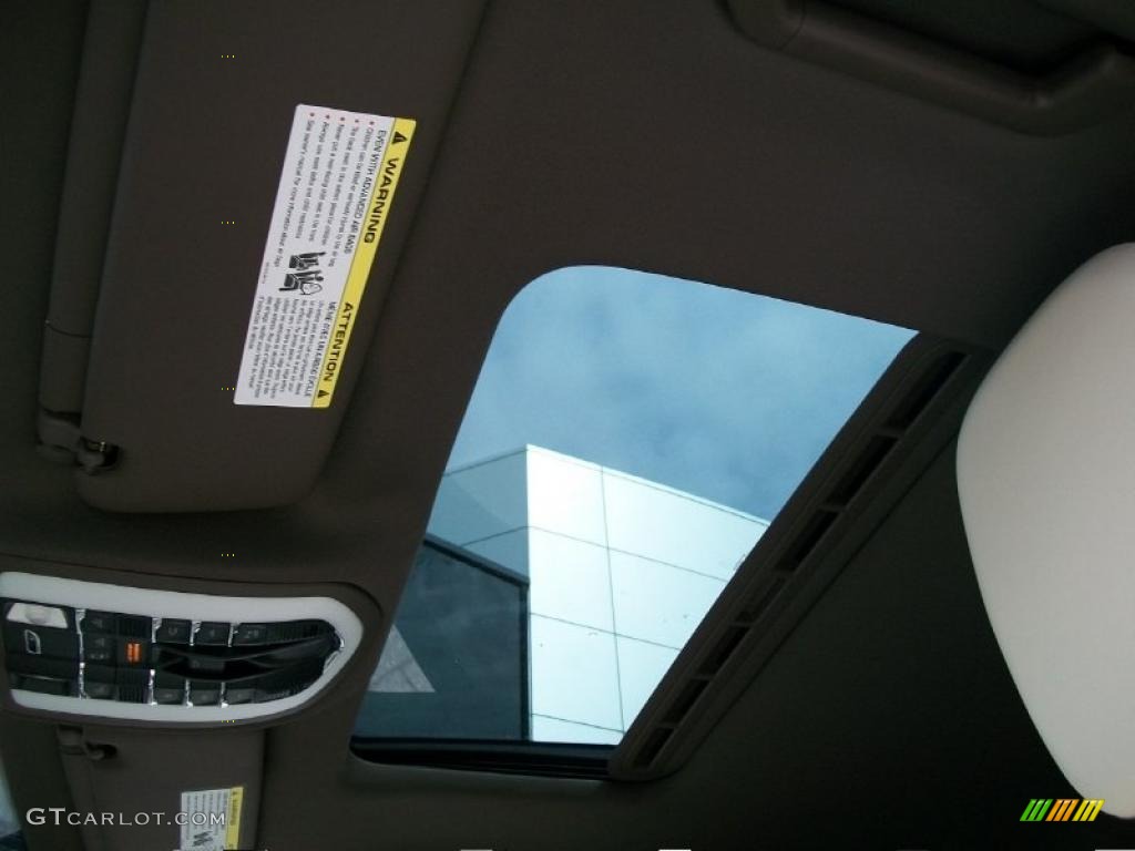 2011 Porsche Cayenne S Sunroof Photo #46550981