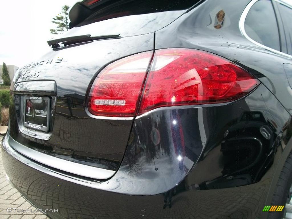 Jet Black Metallic 2011 Porsche Cayenne S Exterior Photo #46550999