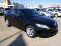 Black - Camry  Photo No. 2