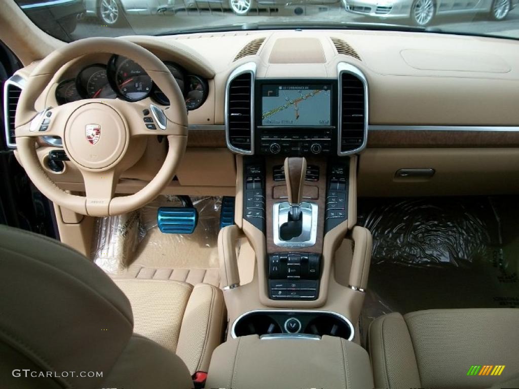 2011 Porsche Cayenne Turbo Luxor Beige Dashboard Photo #46551590