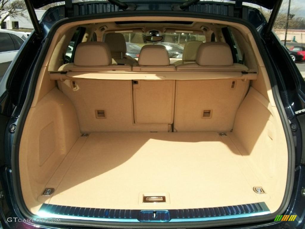 2011 Porsche Cayenne Turbo Trunk Photo #46551704