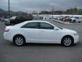 Super White - Camry LE Photo No. 5