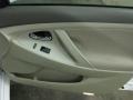 Super White - Camry LE Photo No. 21