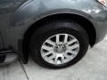 2009 Nissan Pathfinder LE Wheel and Tire Photo