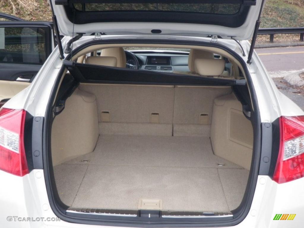 2010 Honda Accord Crosstour EX-L 4WD Trunk Photo #46557267