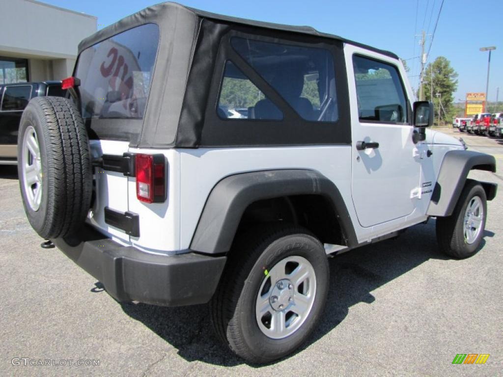 2011 Wrangler Sport 4x4 - Bright White / Black photo #7