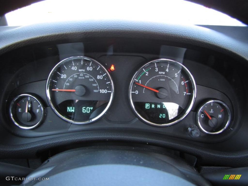 2011 Wrangler Sport 4x4 - Bright White / Black photo #17