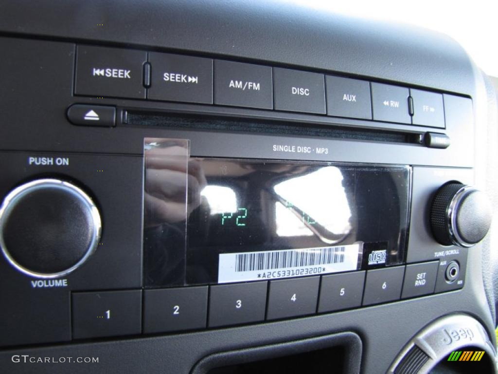 2011 Wrangler Sport 4x4 - Bright White / Black photo #18