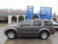 2005 Storm Gray Metallic Nissan Pathfinder LE 4x4  photo #2