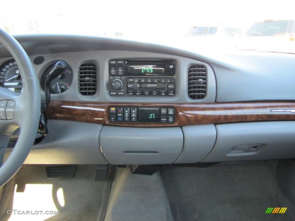 2001 Buick LeSabre Limited Controls Photo #46558224