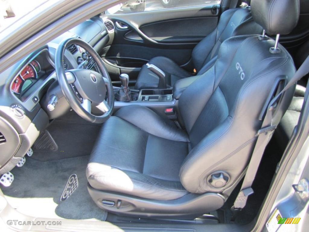 Black Interior 2005 Pontiac GTO Coupe Photo #46558791