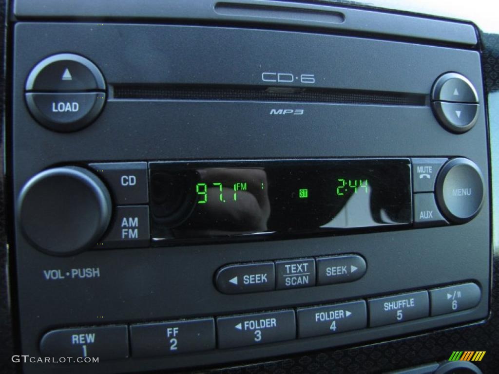 2007 Ford F150 Harley-Davidson SuperCrew Controls Photo #46559328