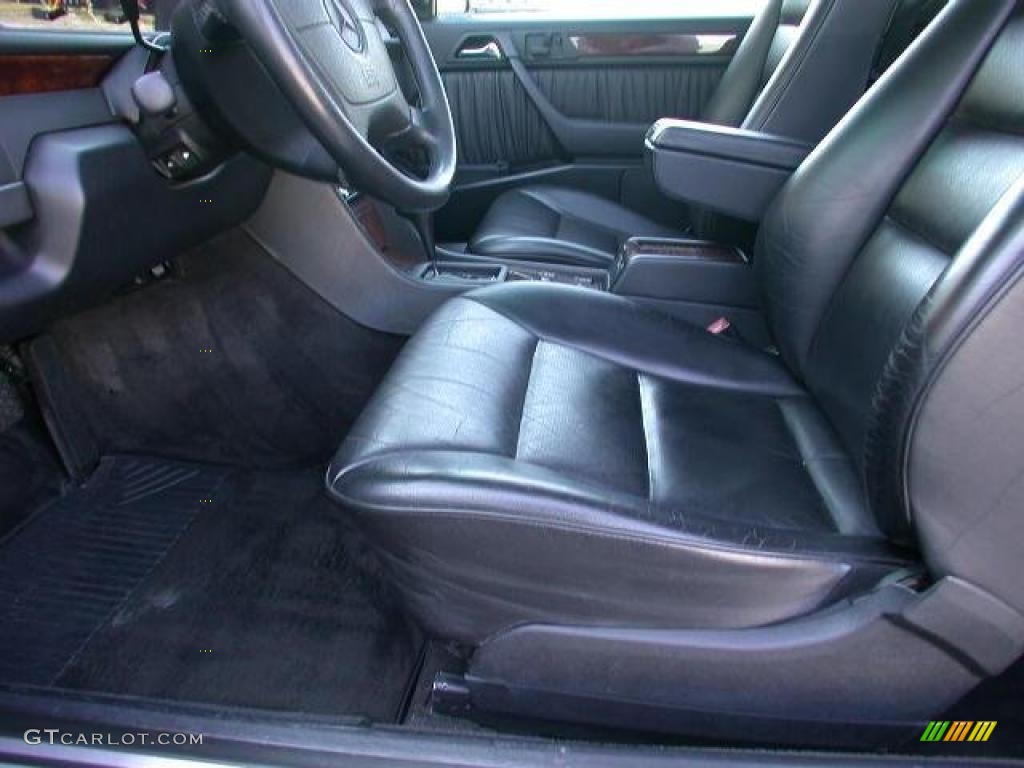 Black Interior 1994 Mercedes-Benz E 320 Convertible Photo #46560342