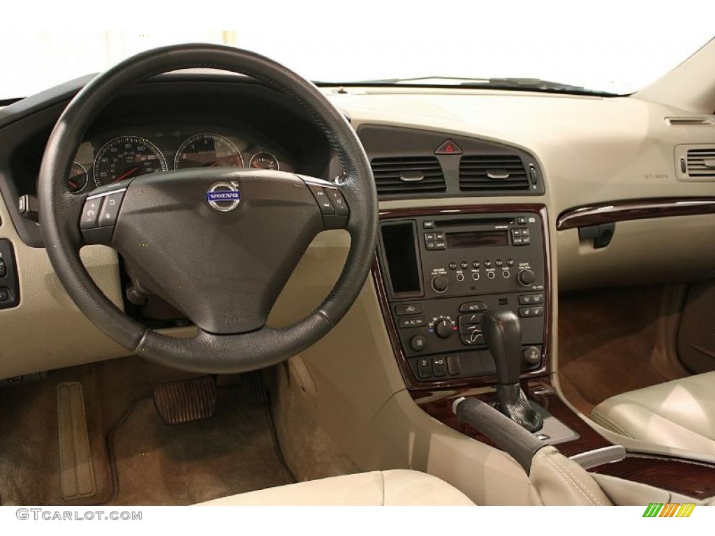 Taupe Interior 2008 Volvo S60 2.5T AWD Photo #46563129