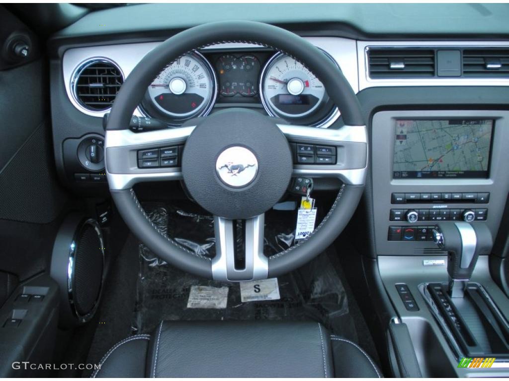 2012 Ford Mustang GT Premium Convertible Charcoal Black Dashboard Photo #46563250