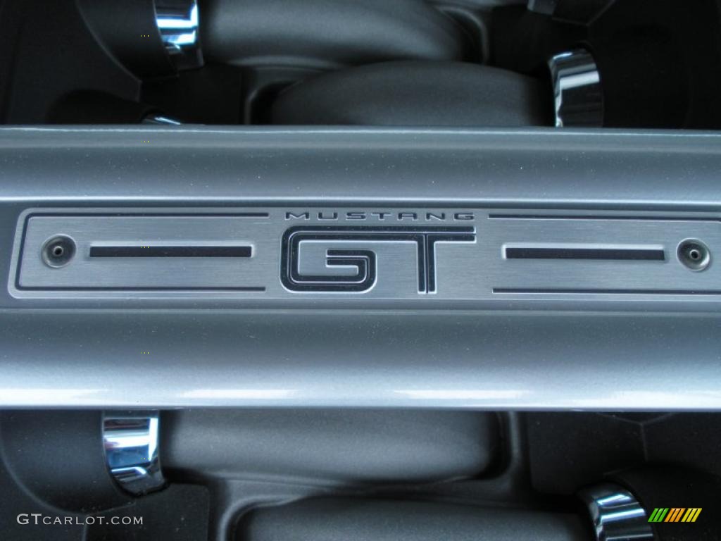2012 Mustang GT Premium Convertible - Performance White / Charcoal Black photo #15