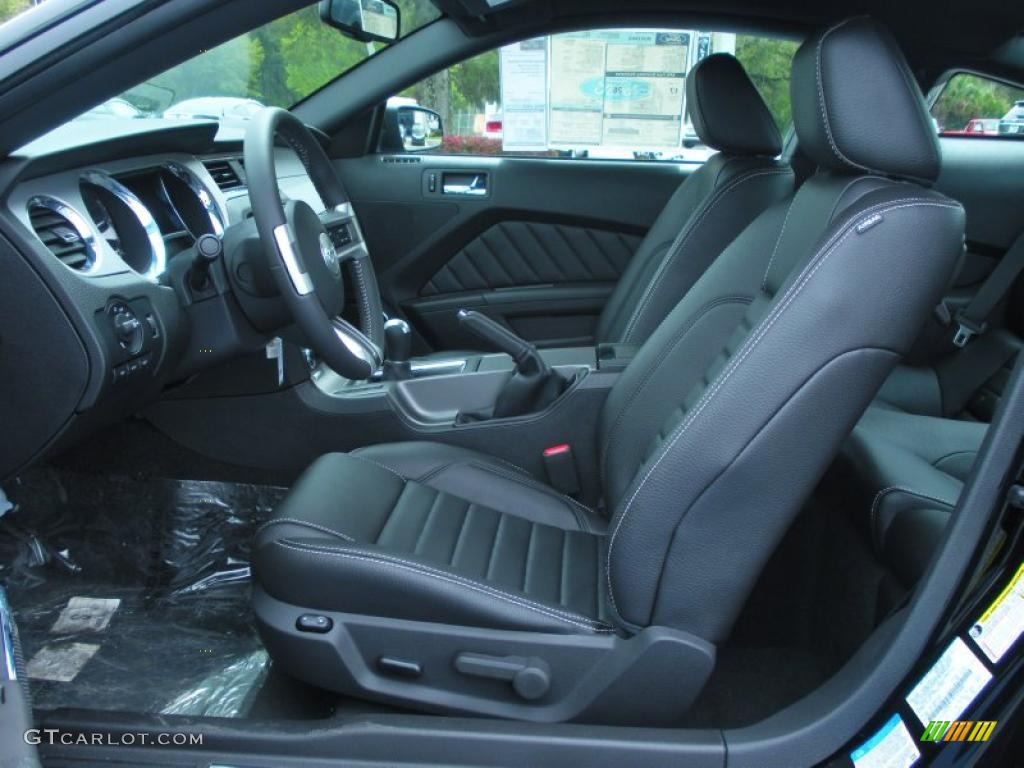 Charcoal Black Interior 2012 Ford Mustang GT Premium Coupe Photo #46563382