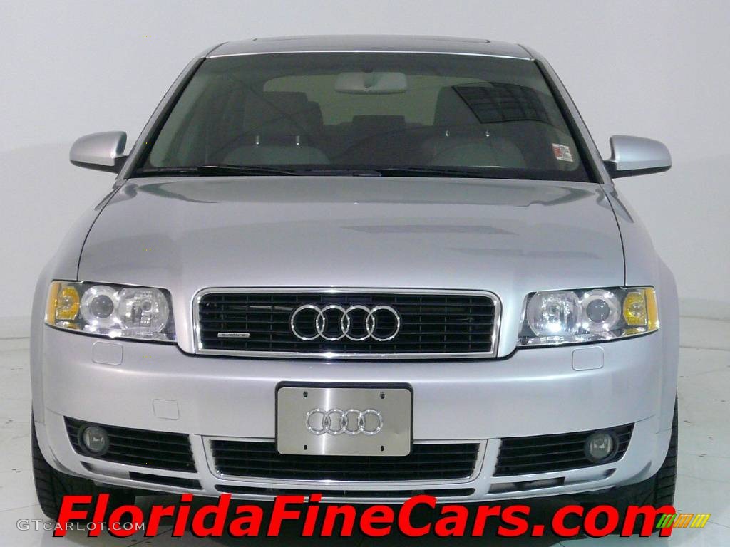 2004 A4 1.8T quattro Sedan - Light Silver Metallic / Grey photo #5