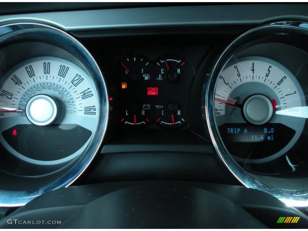 2012 Ford Mustang GT Premium Coupe Gauges Photo #46563406