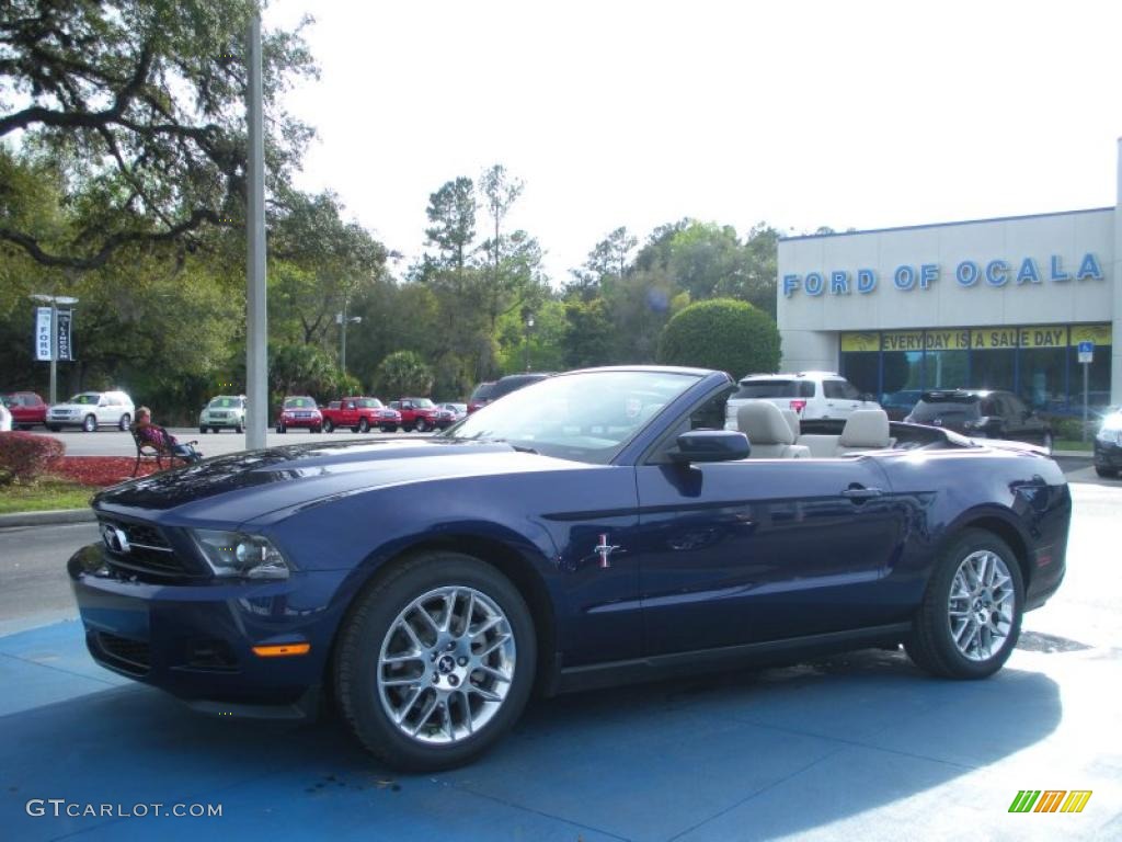 2012 Mustang V6 Premium Convertible - Kona Blue Metallic / Stone photo #4