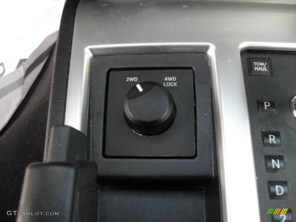 2010 Dodge Nitro SXT 4x4 Controls Photo #46564825