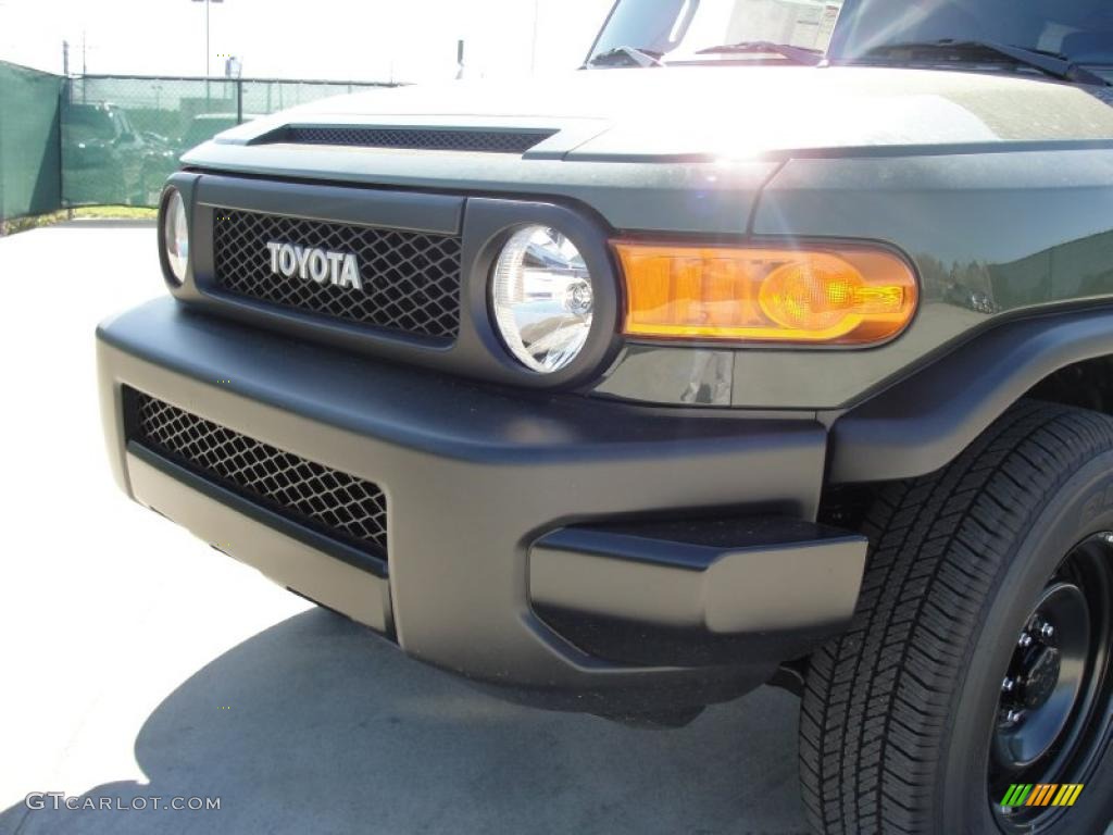 Army Green 2011 Toyota FJ Cruiser 4WD Exterior Photo #46566196