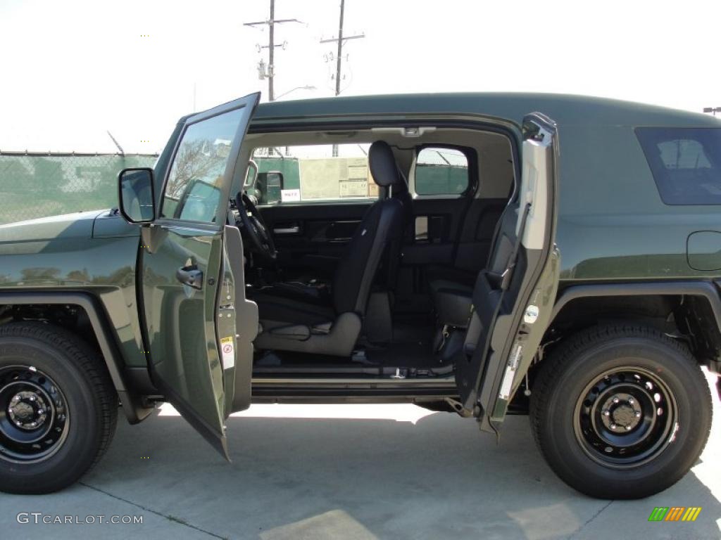 2011 FJ Cruiser 4WD - Army Green / Dark Charcoal photo #23