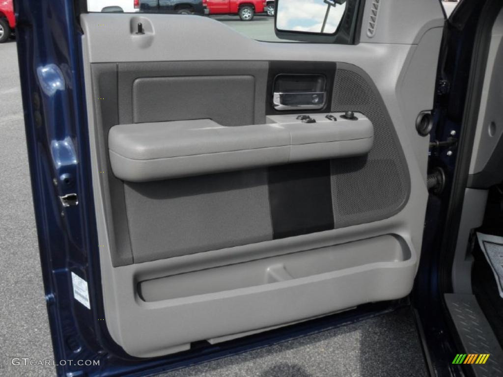 2008 Ford F150 STX Regular Cab Medium/Dark Flint Door Panel Photo #46566937