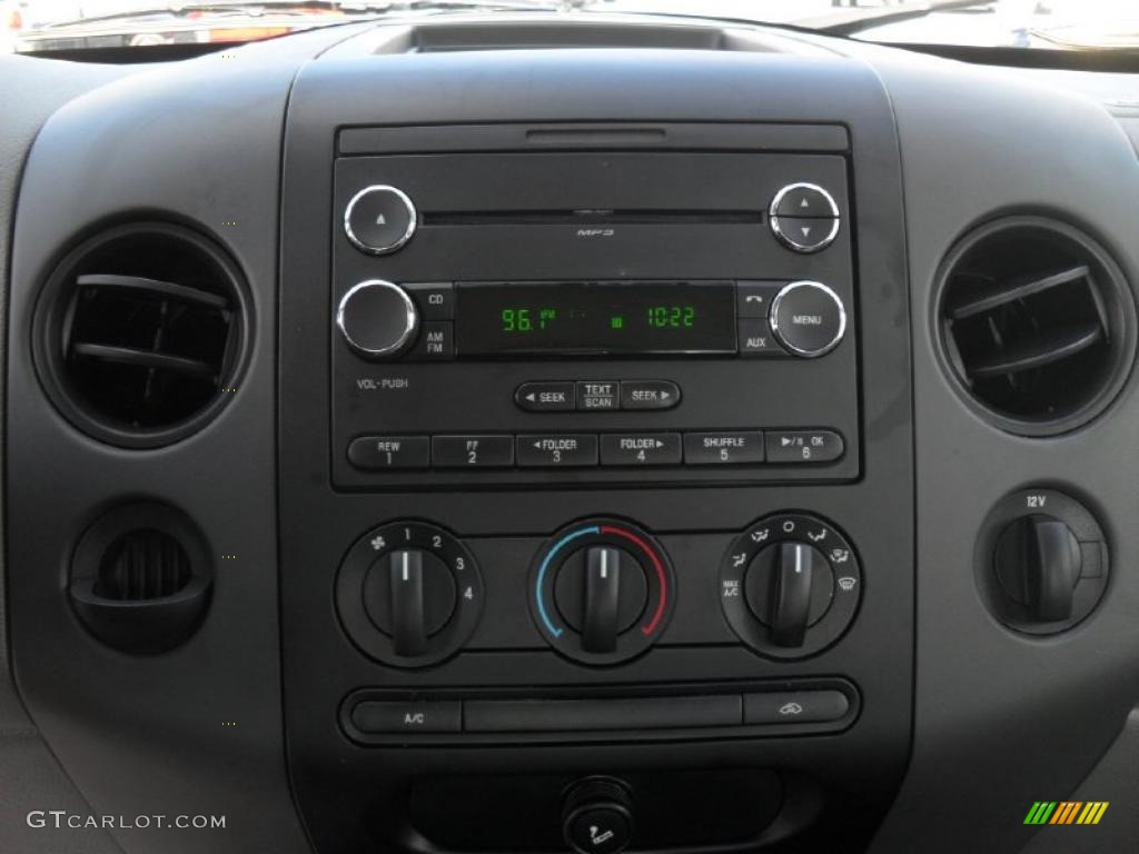 2008 Ford F150 STX Regular Cab Controls Photo #46566970