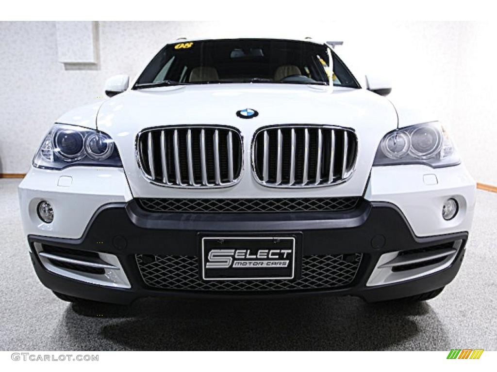 2008 X5 4.8i - Alpine White / Sand Beige photo #2