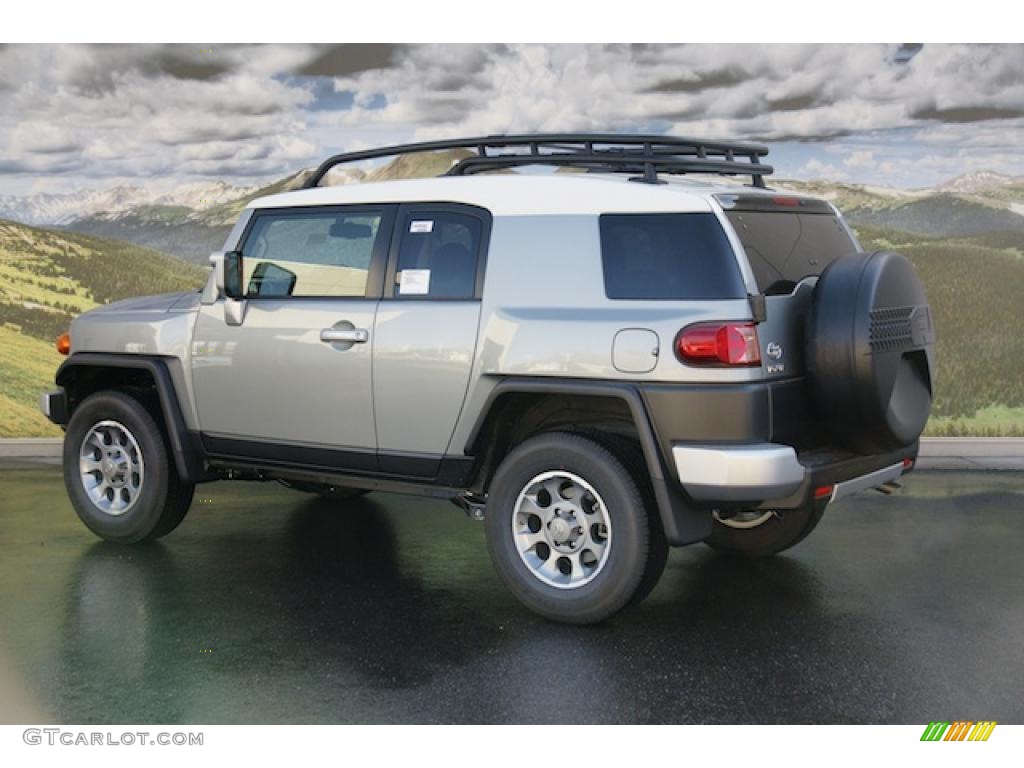 Silver Fresco Metallic 2011 Toyota FJ Cruiser 4WD Exterior Photo #46567786